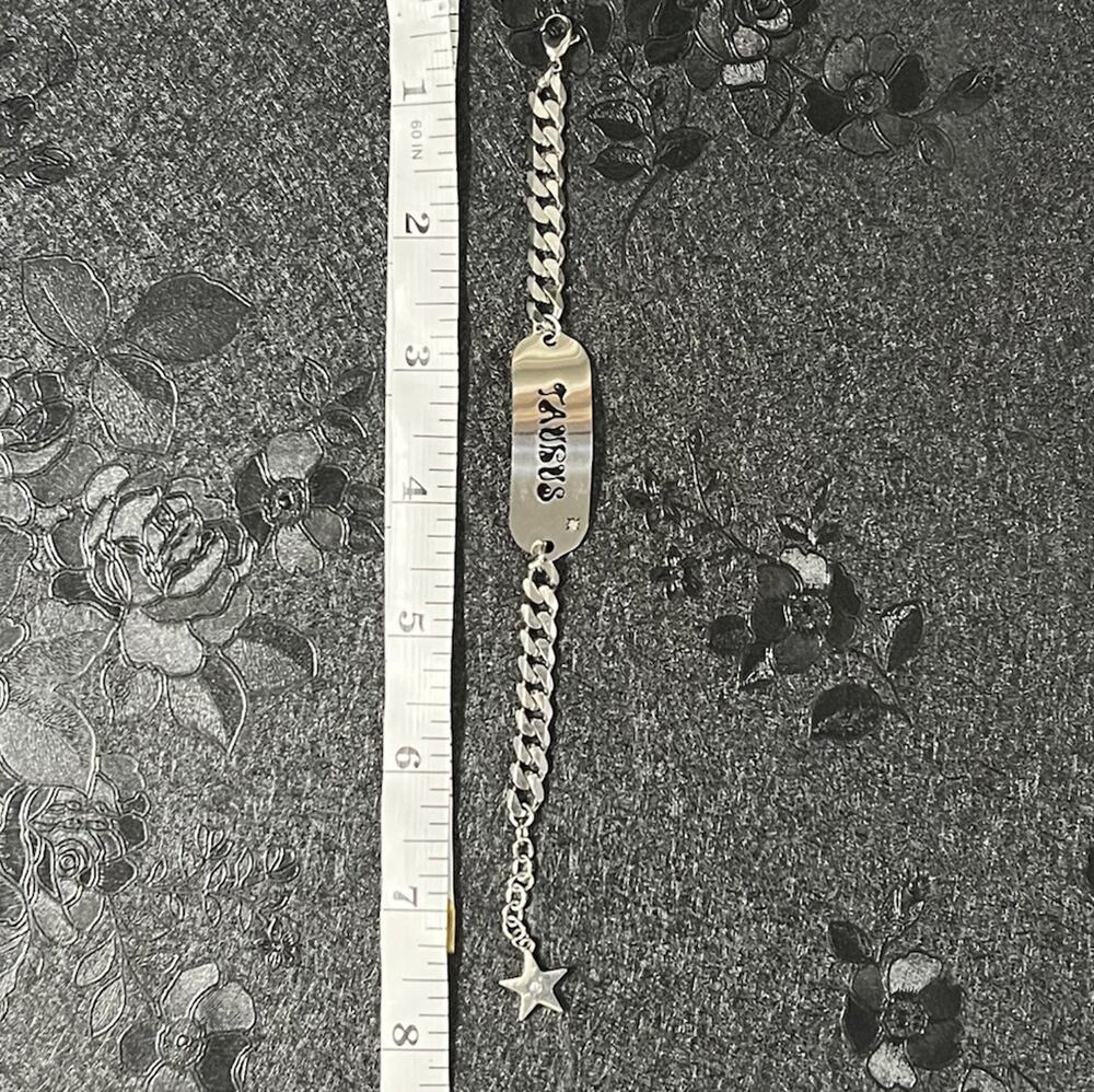 DALMATA Taurus Zodiac Bracelet Silver-Tone Curb Chain with Star Charm